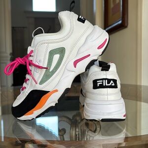 Woman’s filas size 8 multicolored